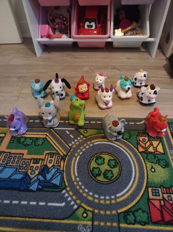 Lots de 11 Tut tut animaux 