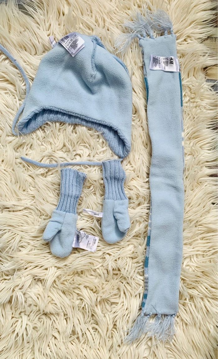 Bonnet écharpe gants - photo numéro 3