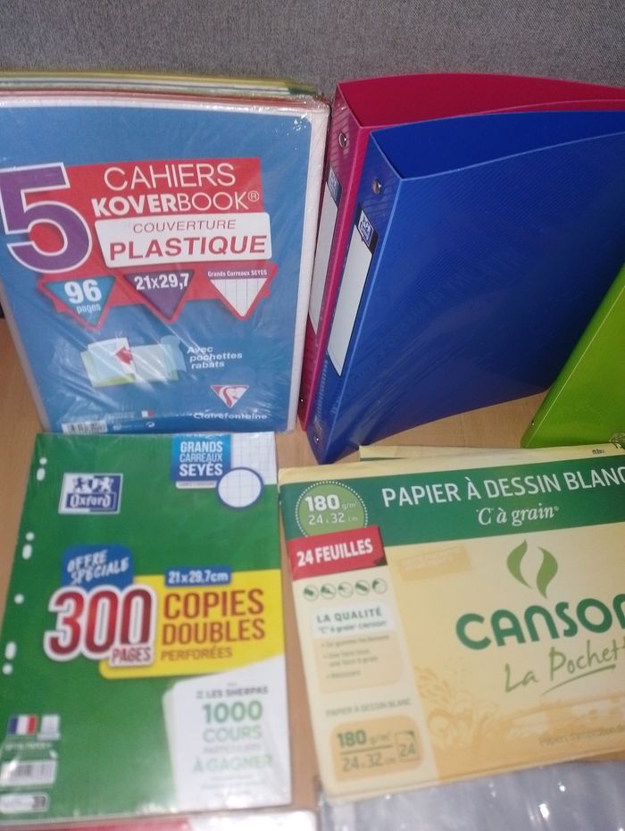 Gros lot fournitures scolaires collegien neuf - photo numéro 2