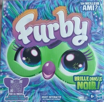Peluche interactif Furby galaxy brille dans le noir