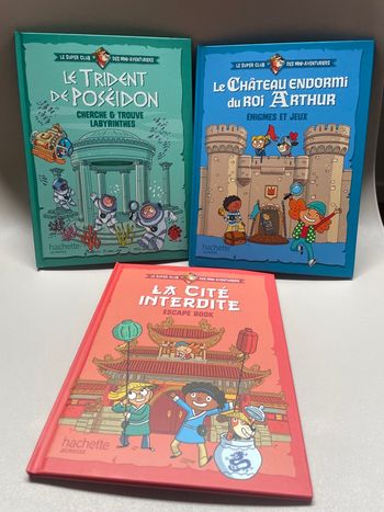 Lot livres neuf - le super club des mini aventuriers 