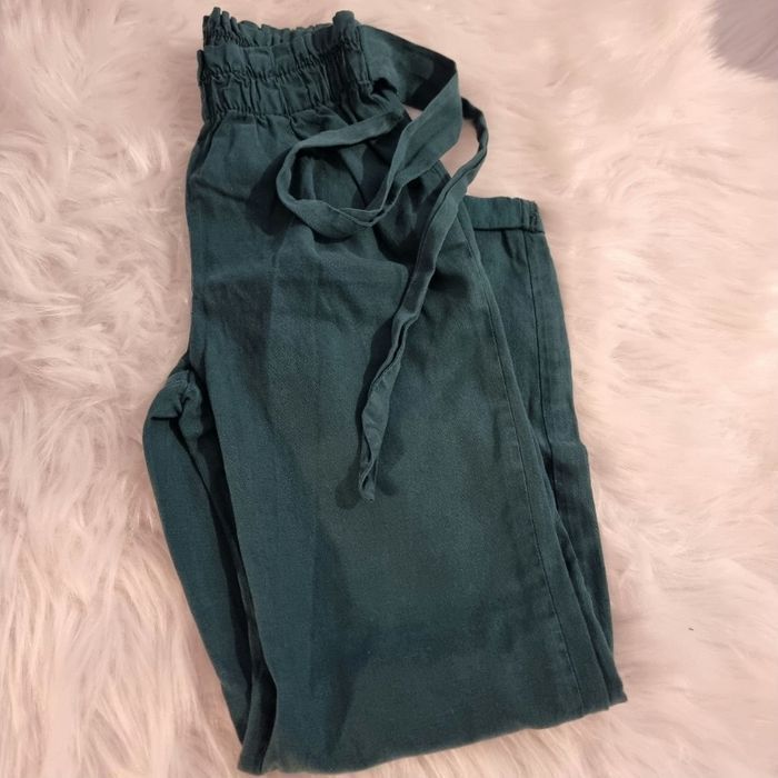 NEUF (non porté ) 🏷🤩😍🥰superbe pantalon fluide 7 ans fille 🌺⚘️🌺⚘️