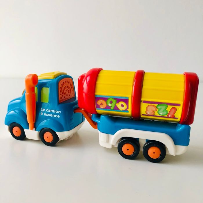 Camion interactif avec remorque Tut tut bolides vtech - photo numéro 3