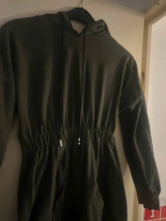 Robe femme à capuche - photo numéro 2