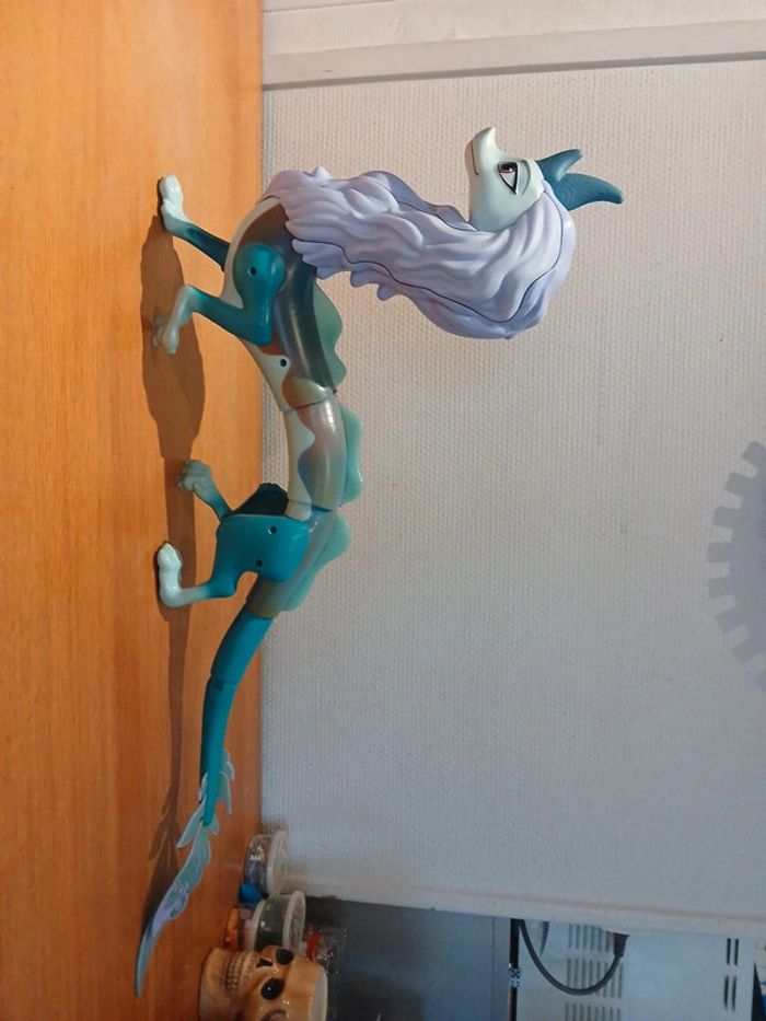 Figurine Sisu le dernier dragon de Raya - photo numéro 2