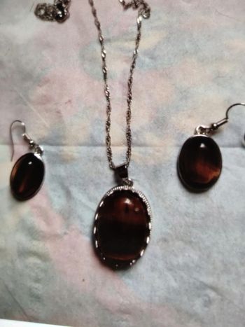 Pendentif pierre œil du tigre avec boucles d'oreilles