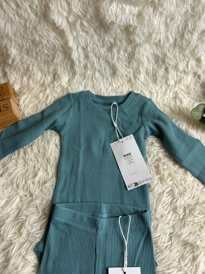 Ensemble body et legging Guppy taille 4-6 mois - photo numéro 3