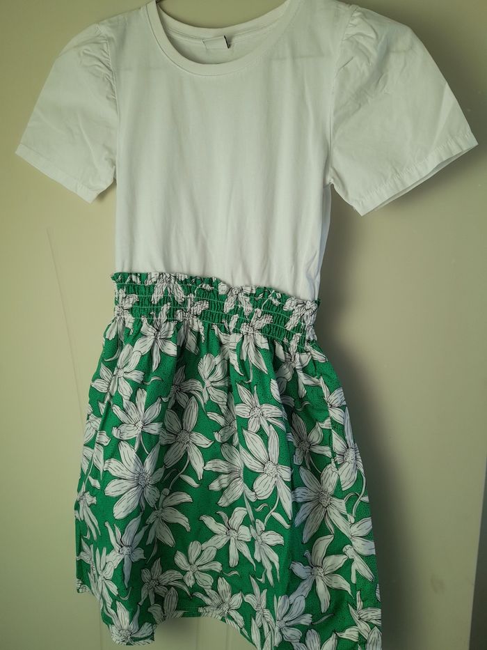 Magnifique robe desigual pour fille en 9ans