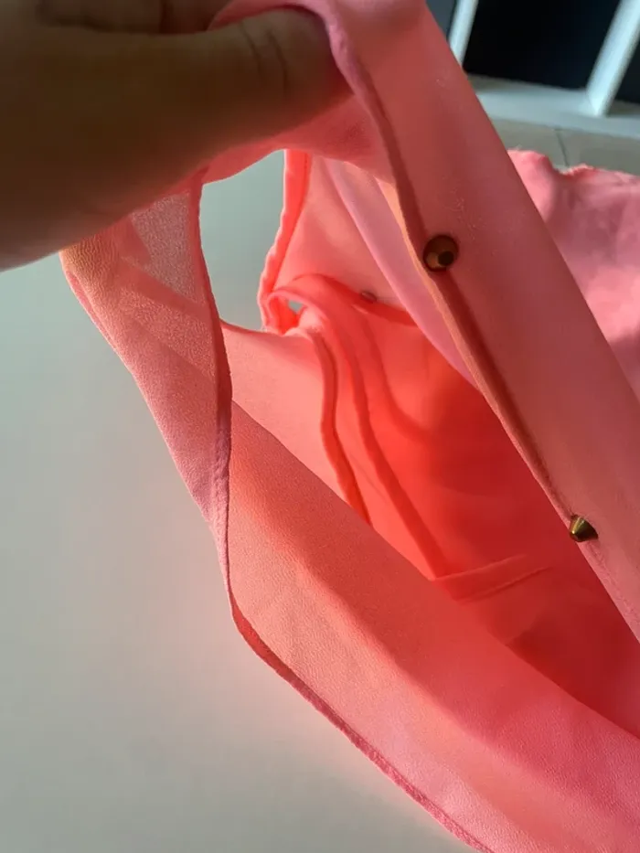 Haut rose fluo - photo numéro 3