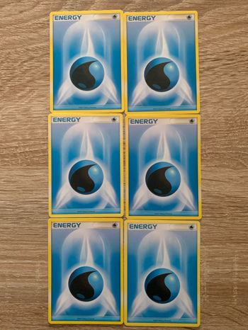 6 cartes Pokémon energy bleue de 2007