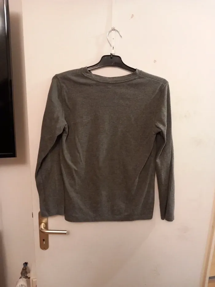 T shirt manche longue 12 ans - photo numéro 3