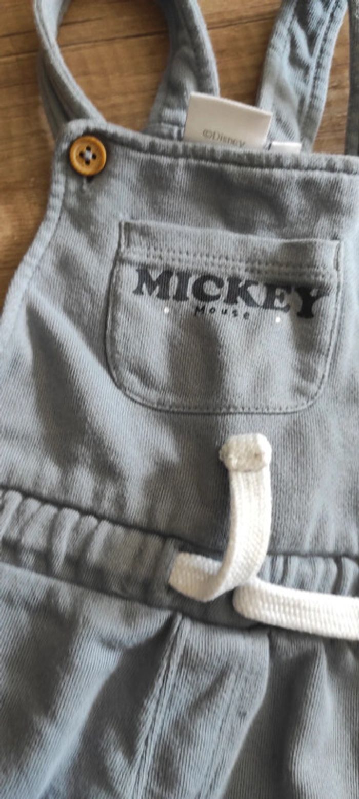 Salopette et t-shirt Mickey - photo numéro 6