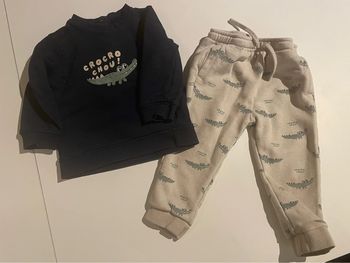 Ensemble jogging kiabi 24m