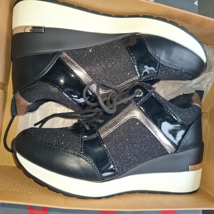 Baskets compensées noires pailletés - photo numéro 12