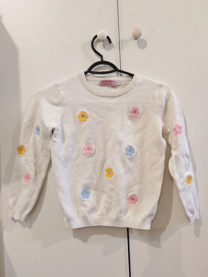 Pull blanc fleurs brodées fille Peacolate Taille 7 ans – Doux & tendance 🌸🤍