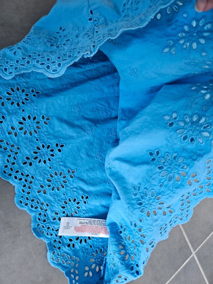 Robe Primark, taille 6-7 ans(122cm), portée 2-3 fois, Vraiment Comme Neuve - photo numéro 9