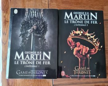 2 livres Game of thrones