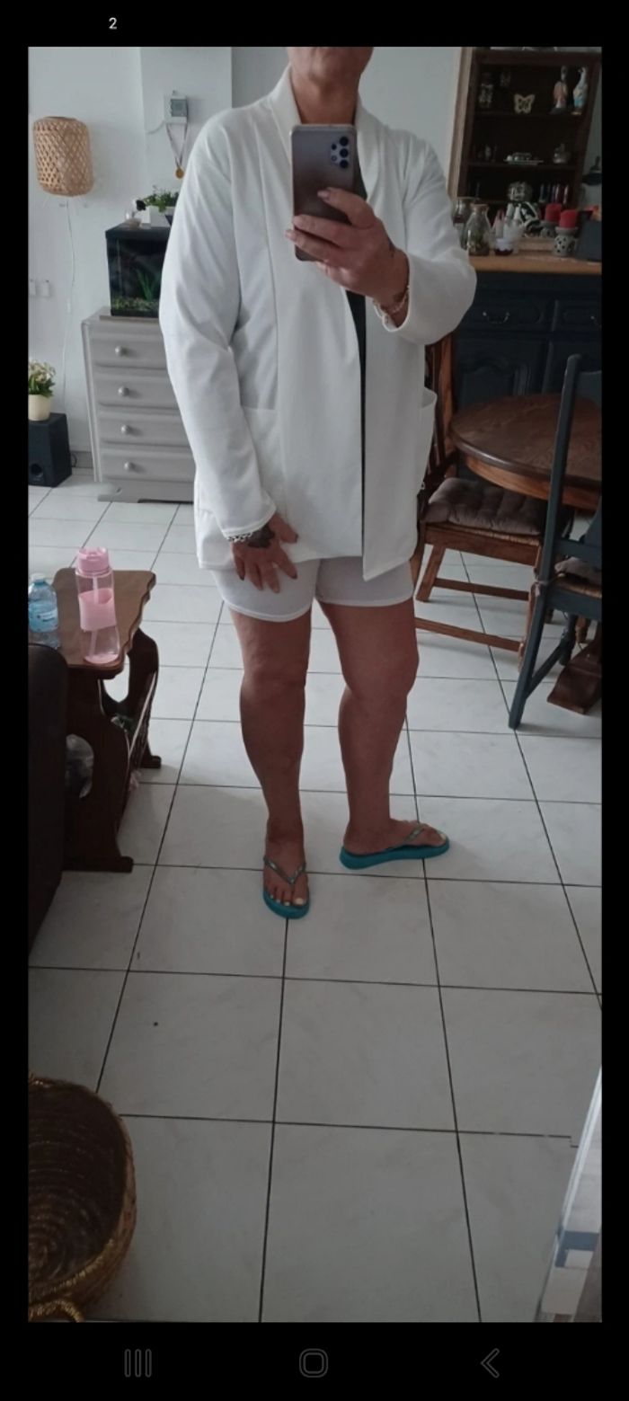 Très jolie veste femme T U - photo numéro 2