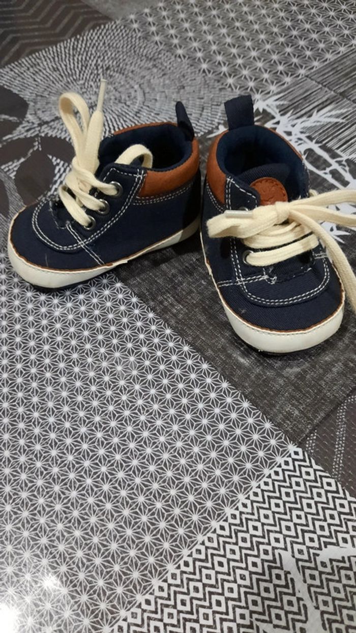 Chaussures bébé 3-6 Mois - photo numéro 2