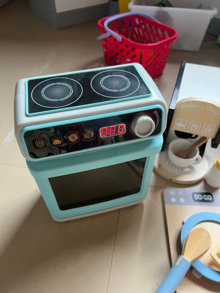 Ensemble cuisine pour enfant (four, cafetière, plaques + accessoires) - photo numéro 2