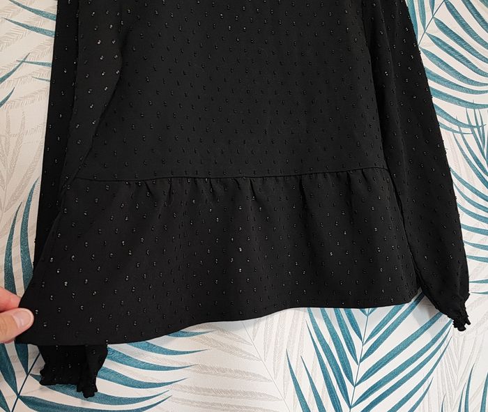 🌸 Blouse brillante - Noir - Kiabi - 10 ans - Neuve 🌸 - photo numéro 5