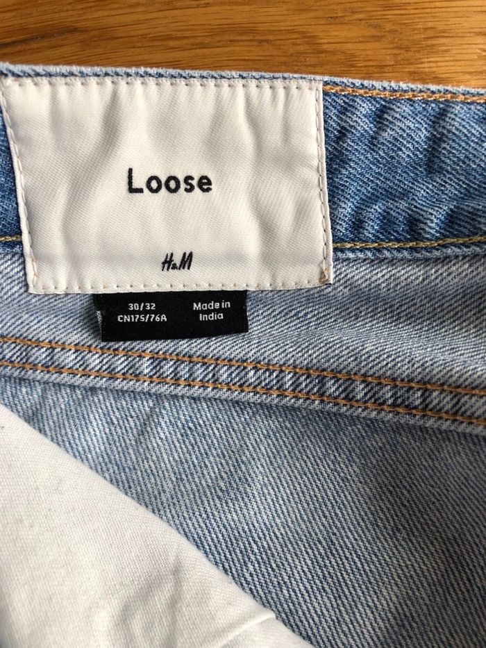 Jean H & M bleu délavé coupe loose large 30/32 état neuf - photo numéro 2