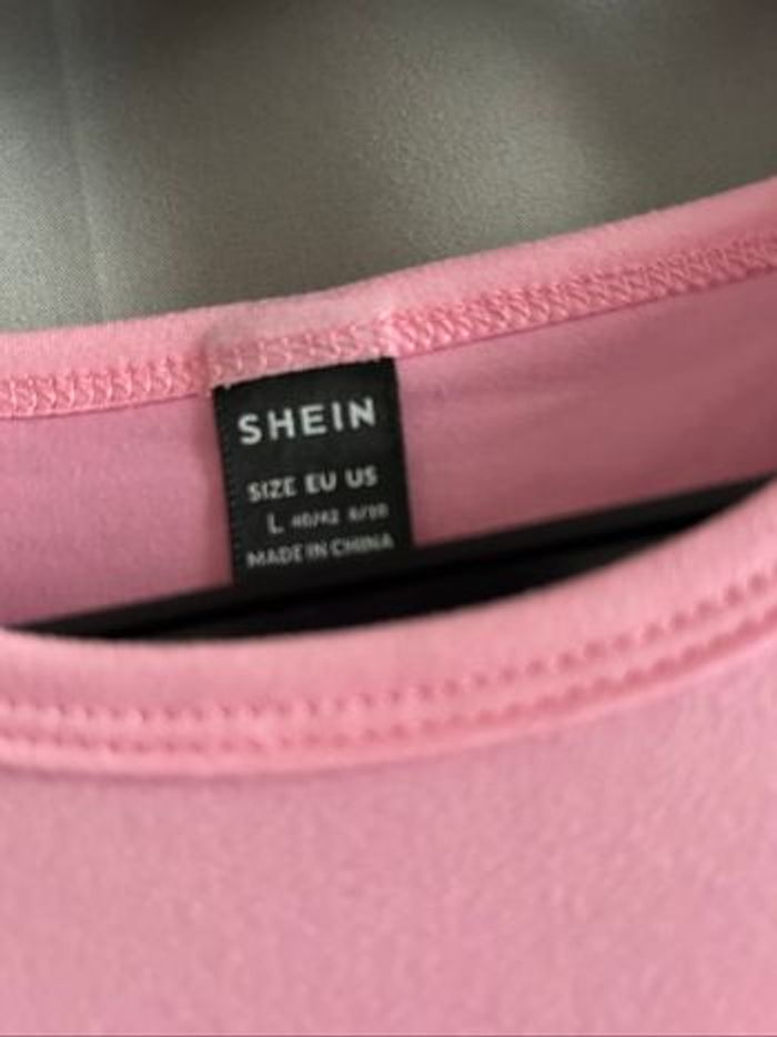 Top court rose Shein - photo numéro 2