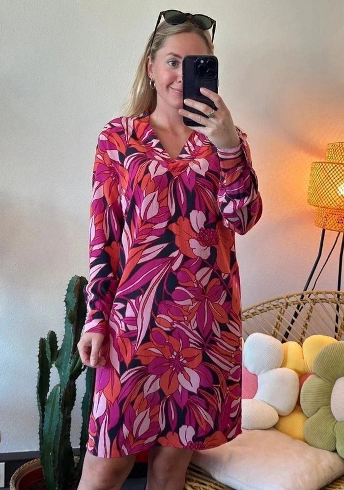 Robe à motifs fleuris rose et rouge, 100% soie, taille 36/38 - Antik Batik