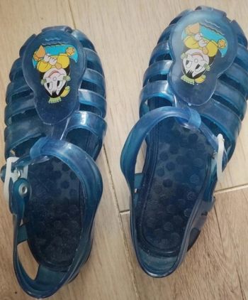 Jolies sandales aquatiques