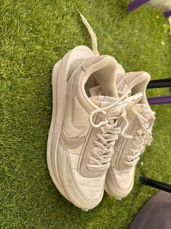 Sacai Nike taille 37,5