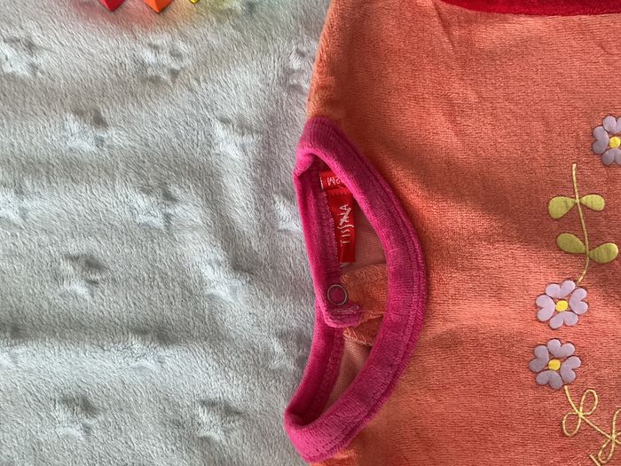 pyjama grenouillère en velours orange et rouge impression devant 12 mois tissaia - photo numéro 8