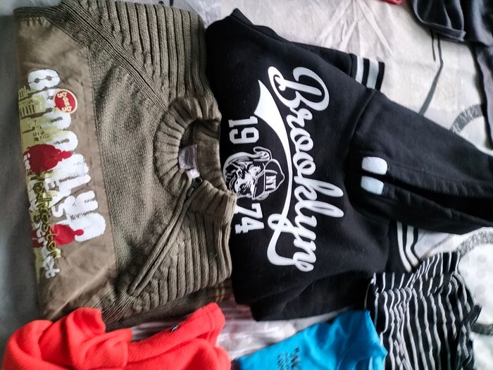 Lot vêtements garçon taille 8 ans - photo numéro 2