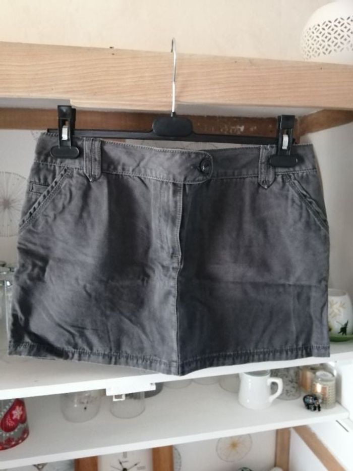 Jupe courte taille 40