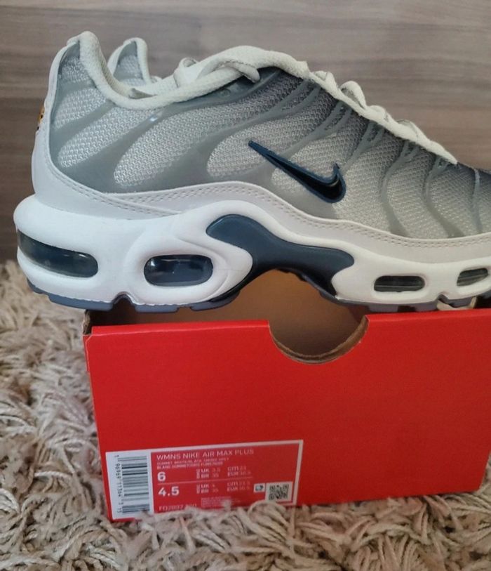 Basket Nike TN 36,5 Neuve - photo numéro 5