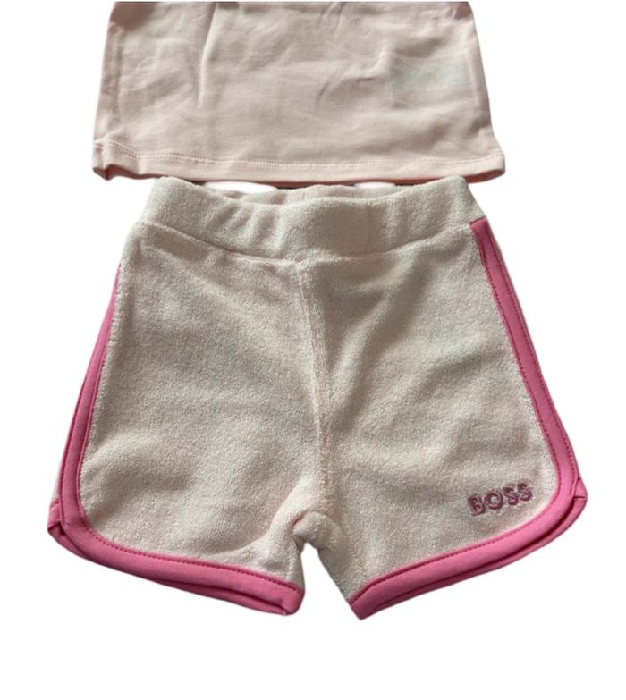 Ensemble t-shirt et short pour bébé fille 1 mois BOSS - photo numéro 3