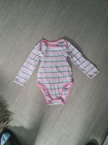 Bodie 23 mois très bon etat