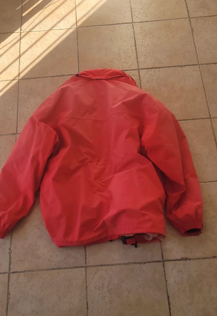 Veste rouge - photo numéro 3