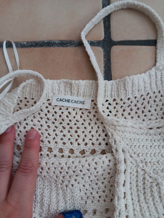 Top au crochet - photo numéro 2
