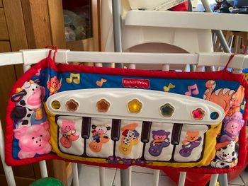 Piano musical et animé Fisher Price très bon état