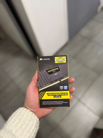 Corsair VENGEANCE LPX – 16 Go (2×8 Go) DDR4 3600 MHz