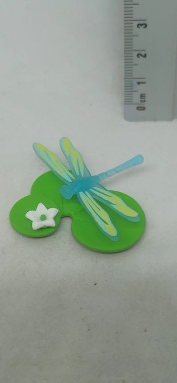 Libellule sur nénuphar playmobil