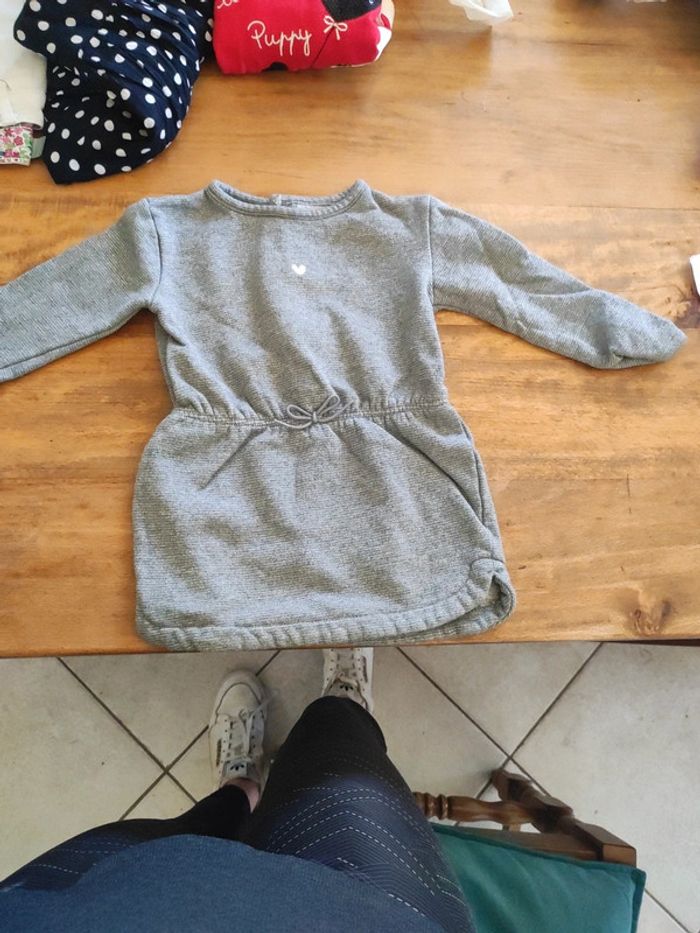 Robe grise