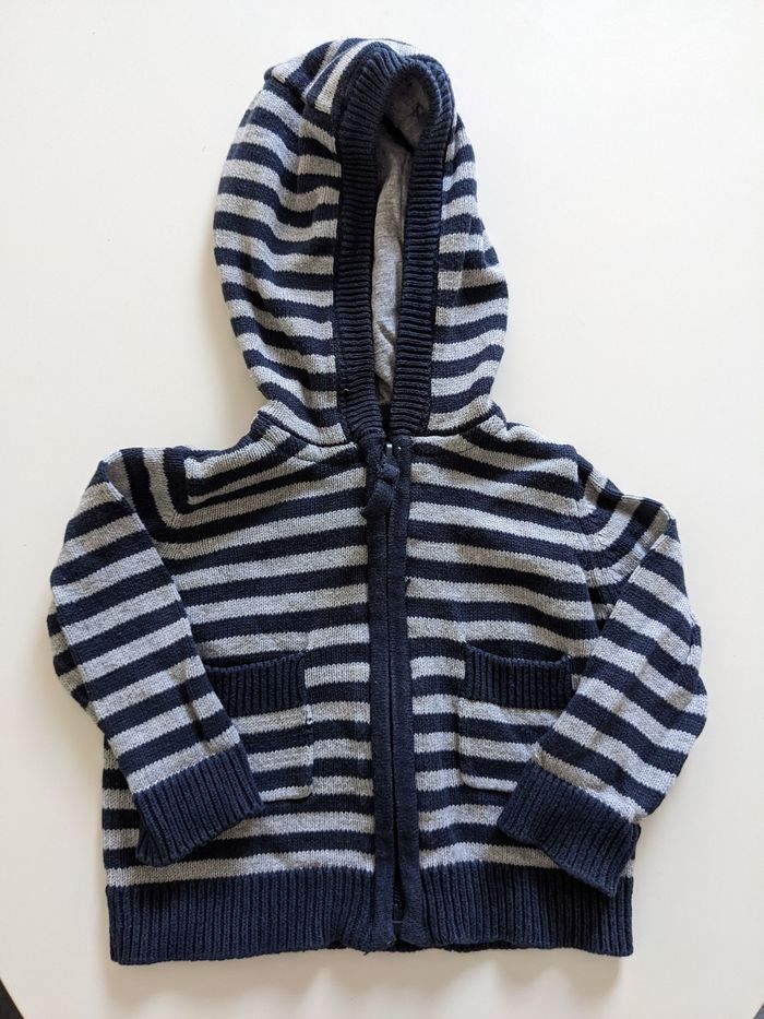 Veste à capuche a rayures - 3 mois