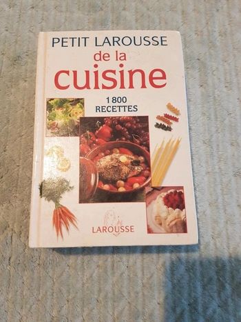 Larousse de cuisine 1800 recettes de a à z