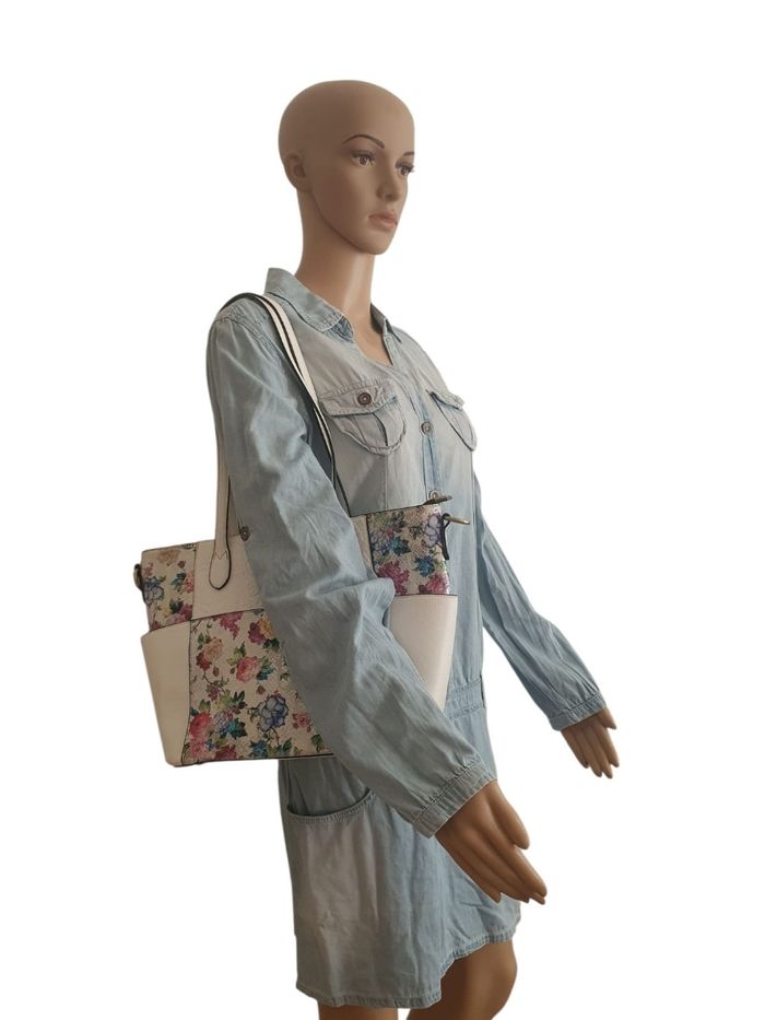 Sac Cabas "Jardin Enchanté" Laura Vita
- photo numéro 6