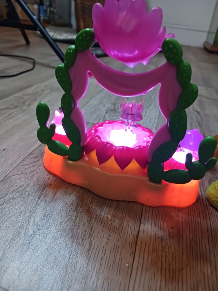 Hatchimals, arbre et socle lumineux - photo numéro 8