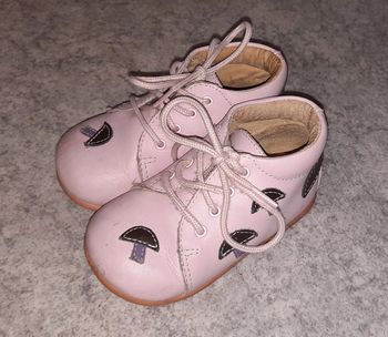 Chaussures rose taille 21