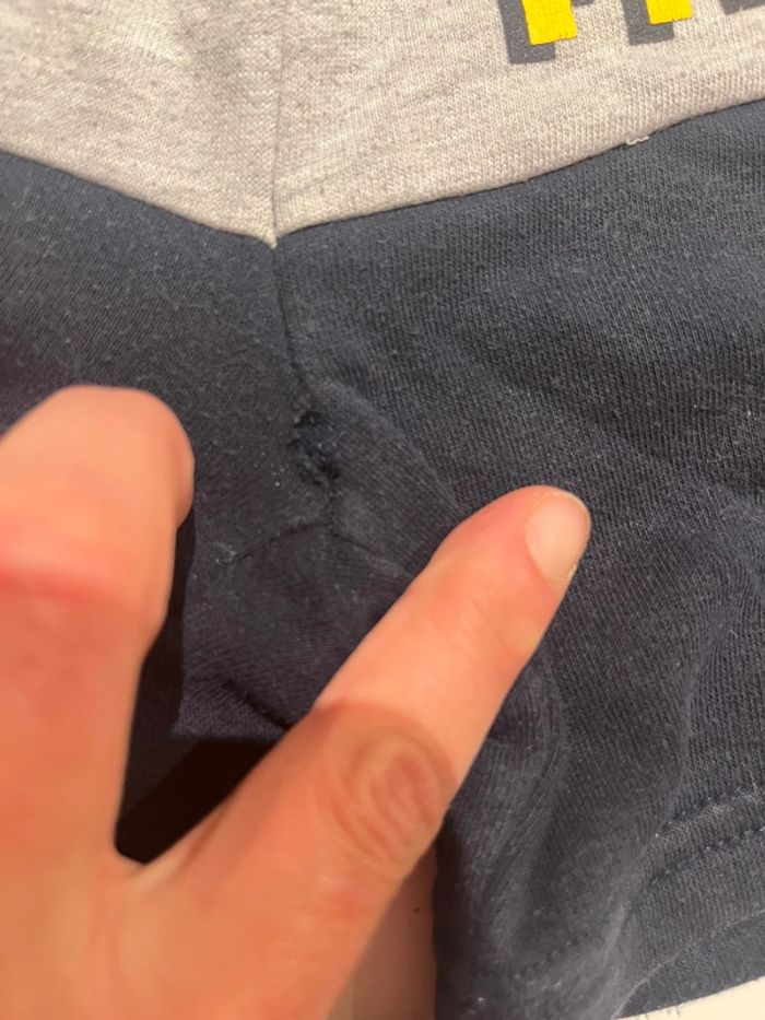 Ensemble short teeshirt les minions taille 3 ans - photo numéro 4