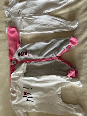 Lot de 3 pyjamas Noukie’s , Absorba et Petit filou