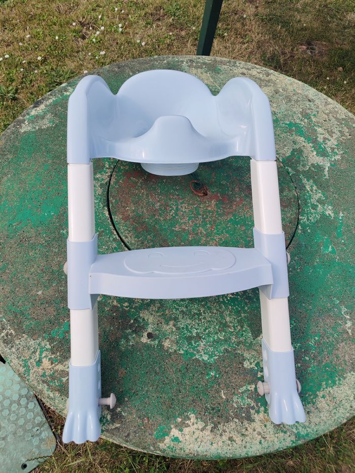 Rehausseur toilette